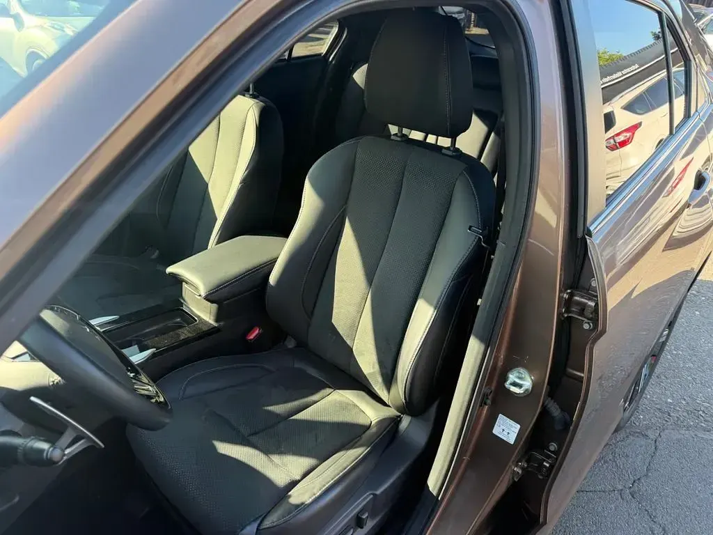 Gebraucht Mitsubishi Eclipse Cross Plus 188 PS (138 kW) 2022 Braun SUV