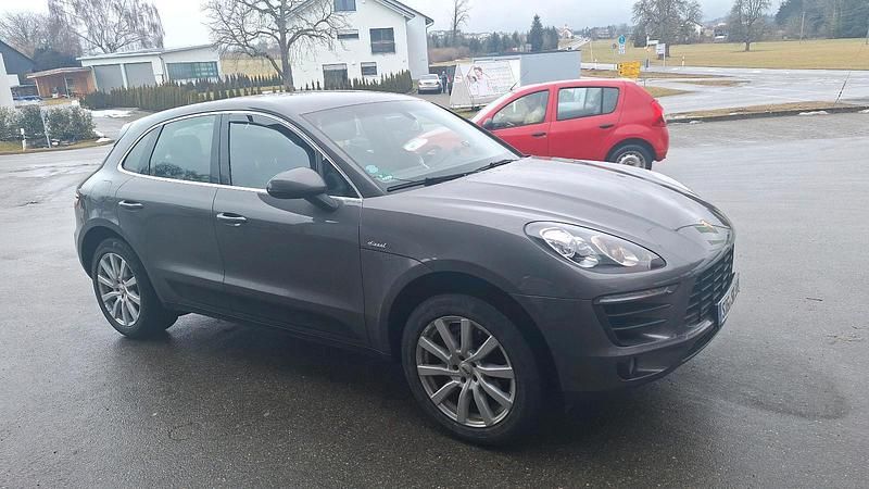 Gebraucht Porsche Macan 258 PS (189 kW) 2015 Grau SUV