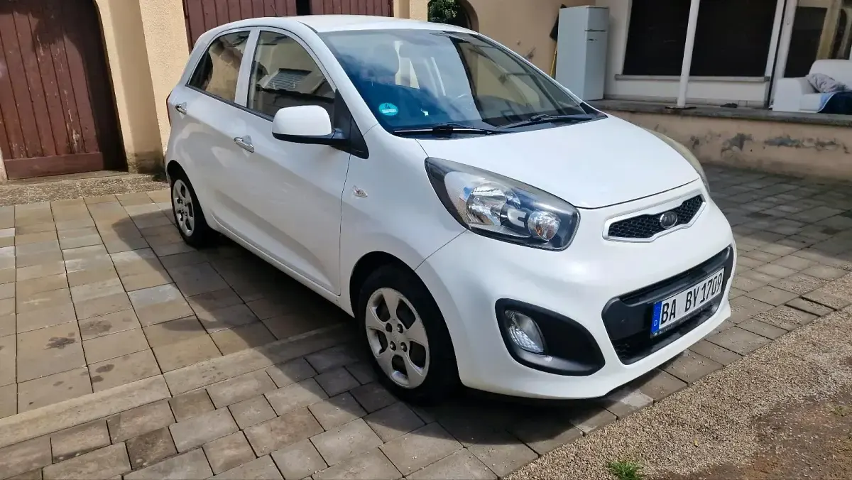 Używany Kia Picanto 69 KM (50 kW) 2011 Biały Hatchback