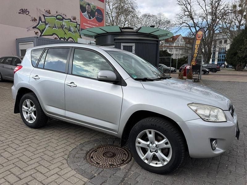 Gebraucht Toyota RAV4 150 PS (110 kW) 2009 Silber SUV