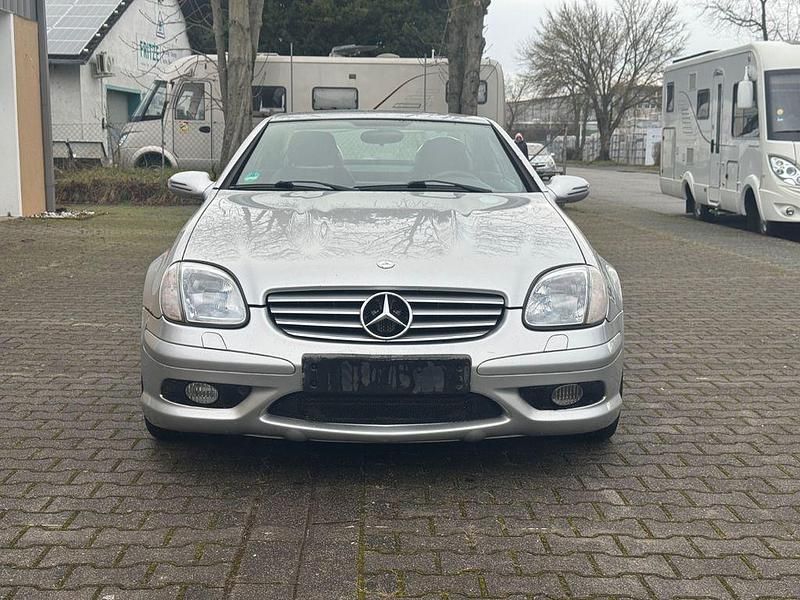 Gebraucht Mercedes SLK200 AMG 163 PS (119 kW) 2002 Silber Cabrio