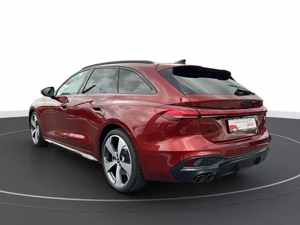 Gebraucht Audi A5 S-Line 204 PS (150 kW) 2025 Grenadinerot metallic Kombi