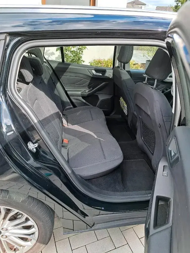 Gebraucht Ford Focus Titanium 151 PS (111 kW) 2019 Schwarz Kombi