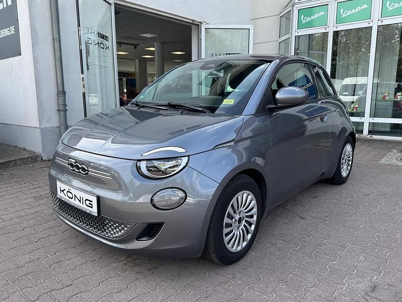 Grau Gebraucht 2023 Fiat 500e Kleinwagen | 24.990 € (Etwas zu teuer) - Bild 1/4