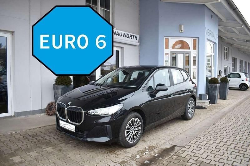 Gebraucht BMW 218 Performance 136 PS (100 kW) 2022 Saphirschwarz Van / Kleinbus