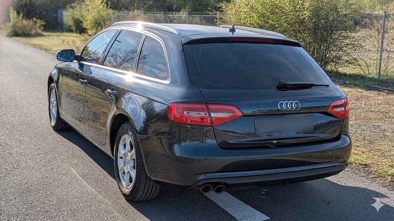 Usata Audi A4 Ambition 143 CV (105 kW) 2013 Blu Station wagon
