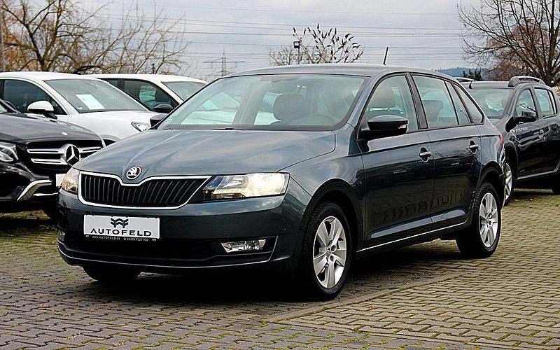 Grau Gebraucht 2017 Skoda Rapid Ambition Limousine | 5.950 € (Guter Preis) - Bild 1/4