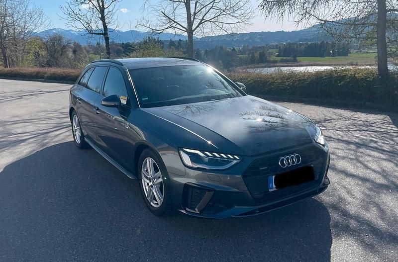 Gebraucht Audi A4 S-Line 190 PS (139 kW) 2019 Grau Kombi