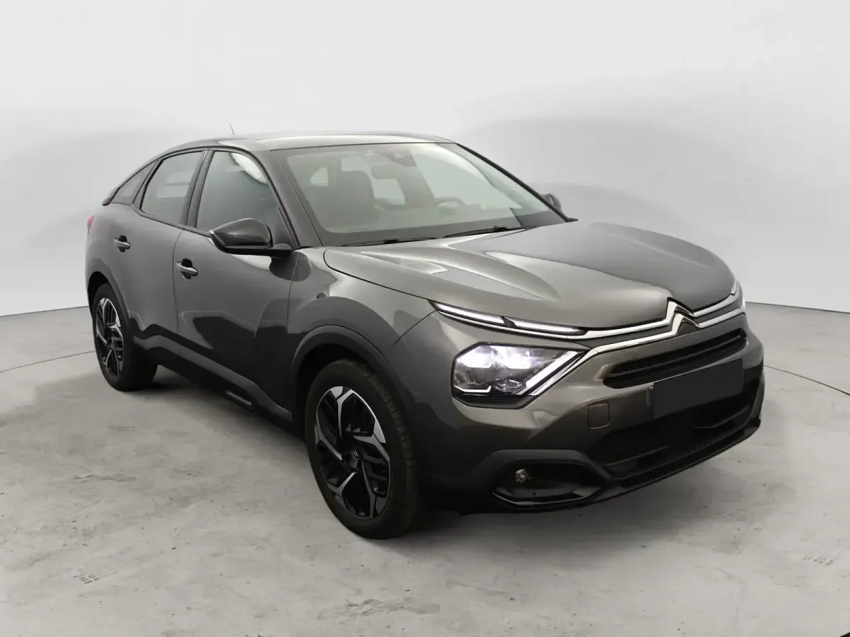 Gebraucht Citroën C4 Feel 131 PS (96 kW) 2023 Gris platinium SUV