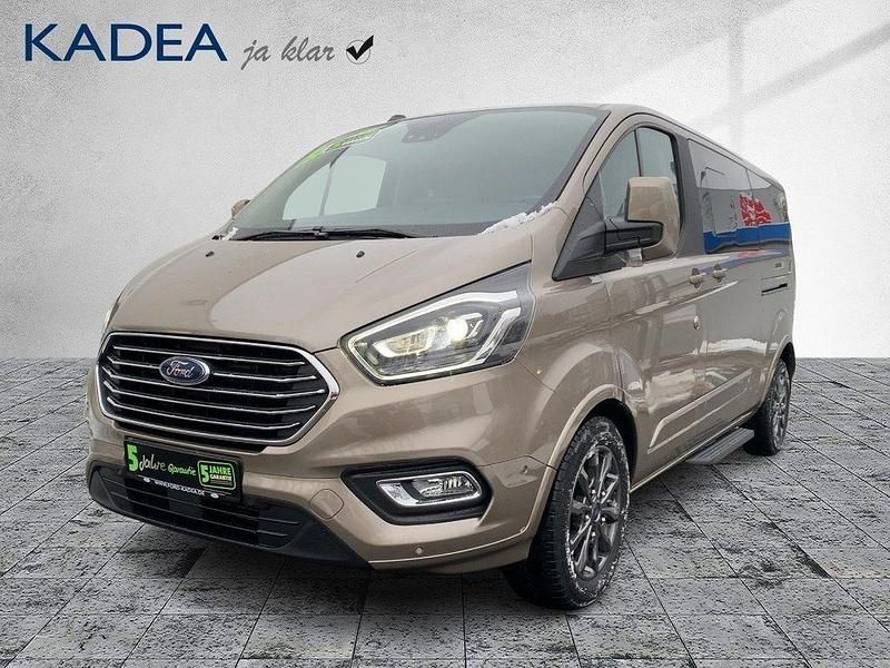Gebraucht Ford Tourneo Titanium X 185 PS (136 kW) 2021 Pyritsilber metallic Van / Kleinbus