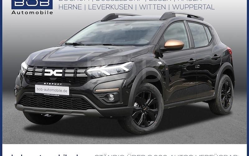 Schwarz Neu 2025 Dacia Sandero Extreme Kleinwagen | 20.230 € (Etwas zu teuer) - Bild 1/4