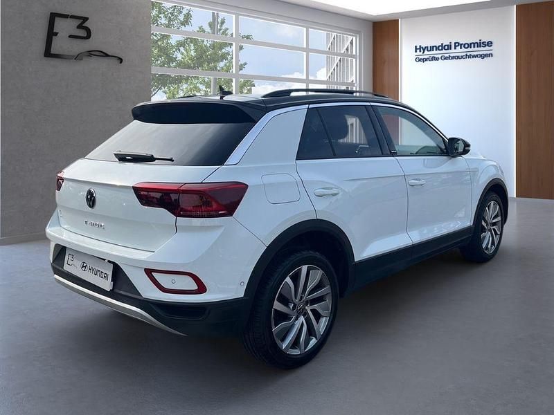 Gebraucht VW T-Roc Move 110 PS (80 kW) 2023 Weiß SUV
