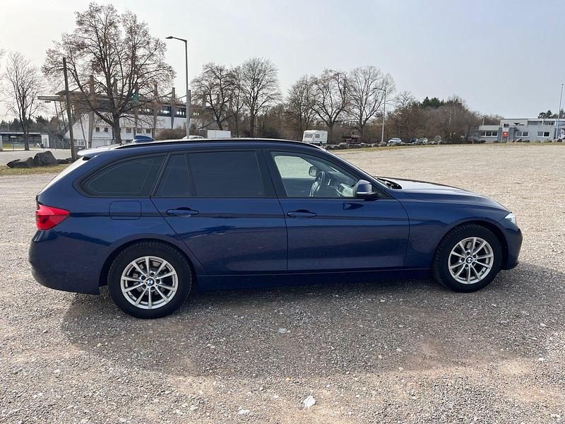 Gebraucht BMW 320 190 PS (139 kW) 2017 Blau Kombi