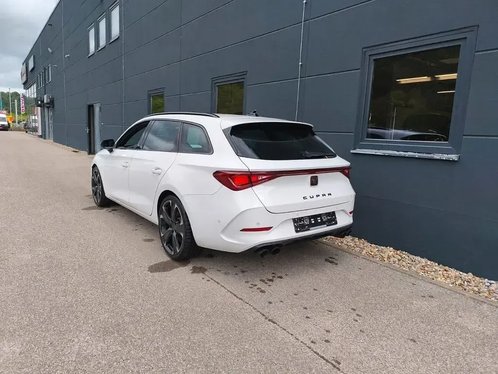 Gebraucht Cupra Leon VZ 310 PS (228 kW) 2024 Weiss Kombi
