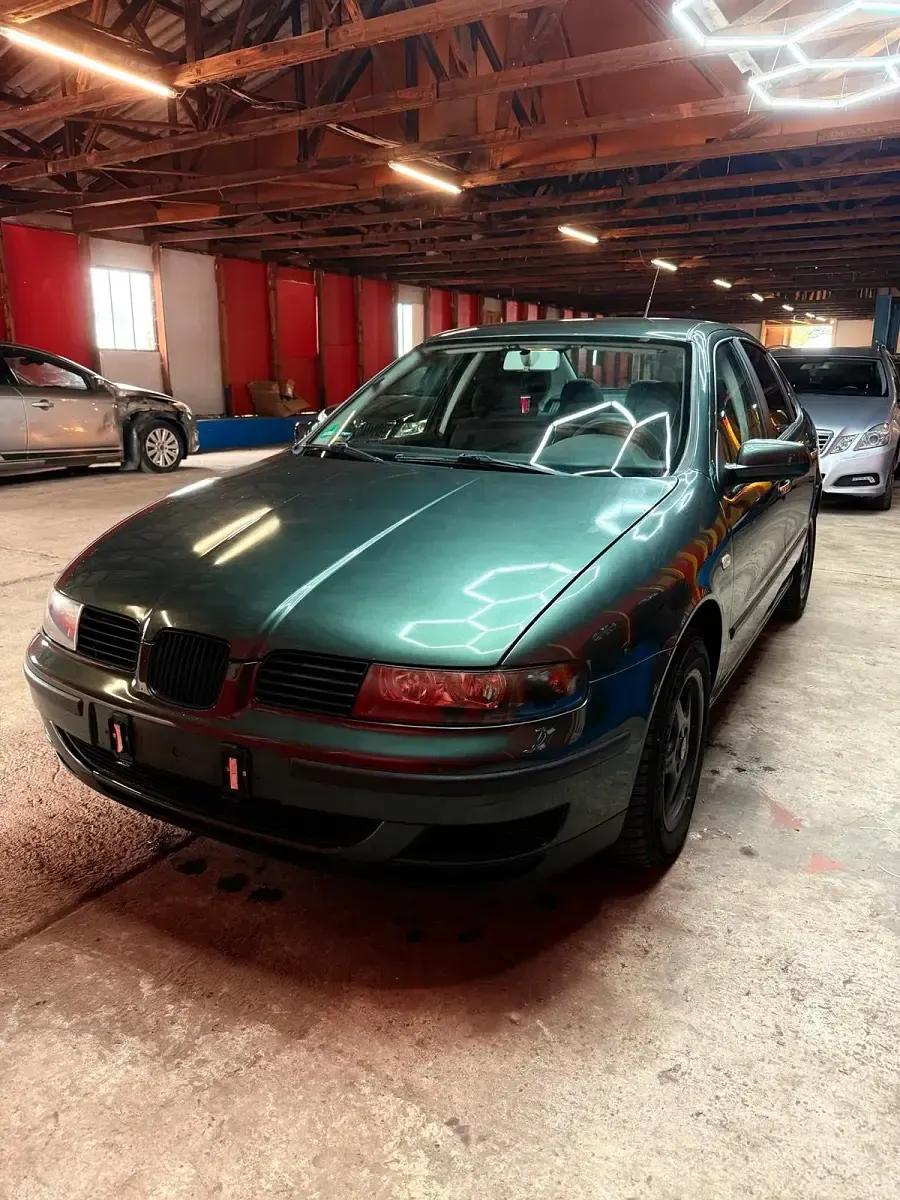 Gebraucht Seat Toledo 105 PS (77 kW) 2002 Grün Limousine