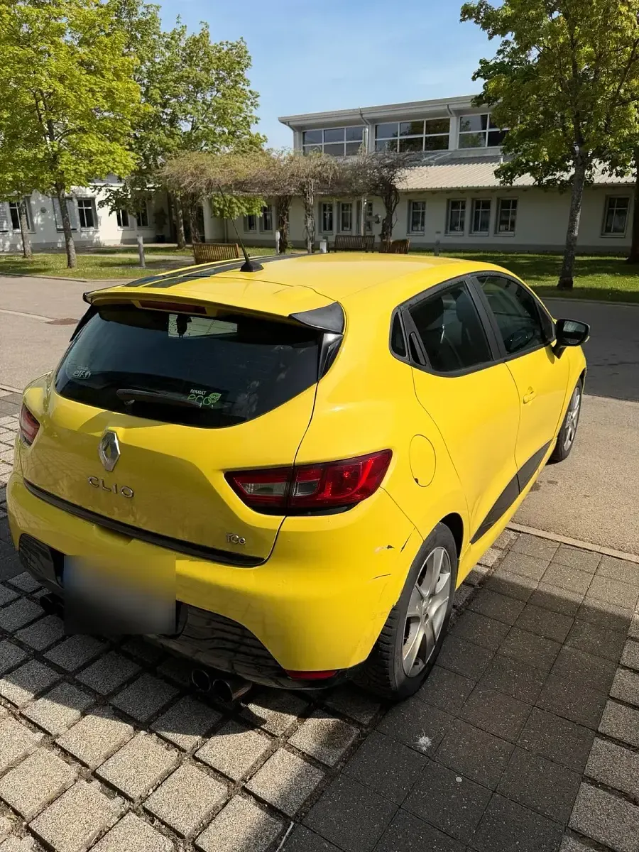 Gebraucht Renault Clio IV 90 PS (66 kW) 2013 Gelb Kleinwagen
