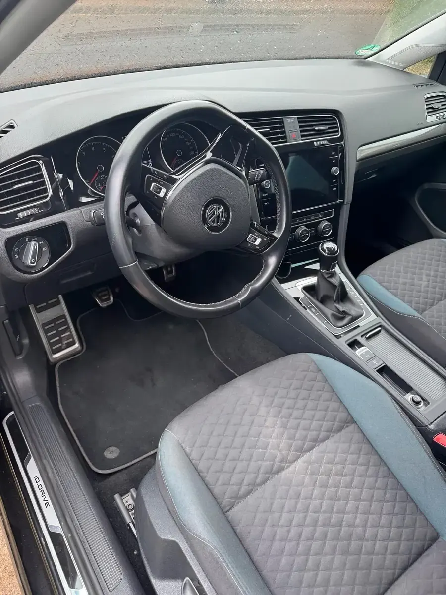 Gebraucht VW Golf VII 150 PS (110 kW) 2019 Schwarz Kombi