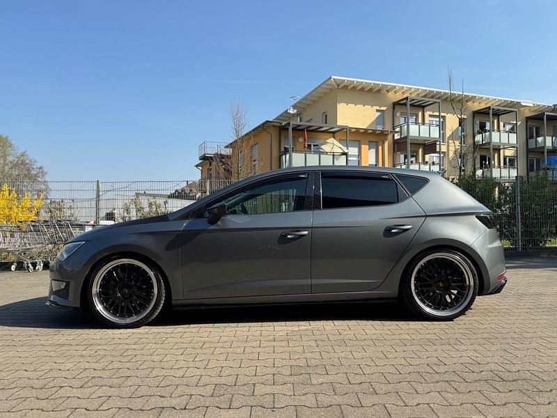Gebraucht Seat Leon FR 150 PS (110 kW) 2016 Grau Limousine
