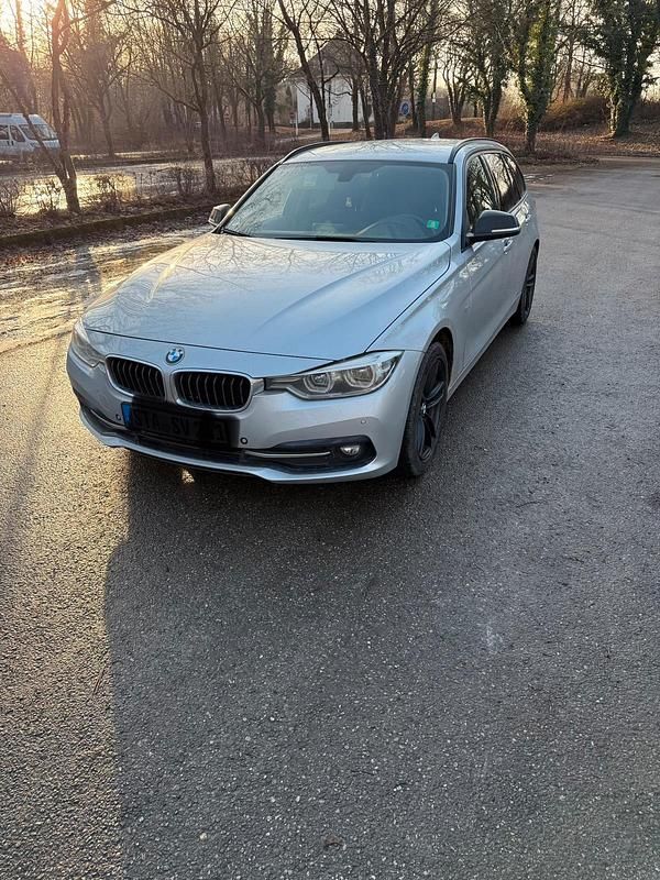 Gebraucht BMW 320 190 PS (139 kW) 2017 Silber Kombi