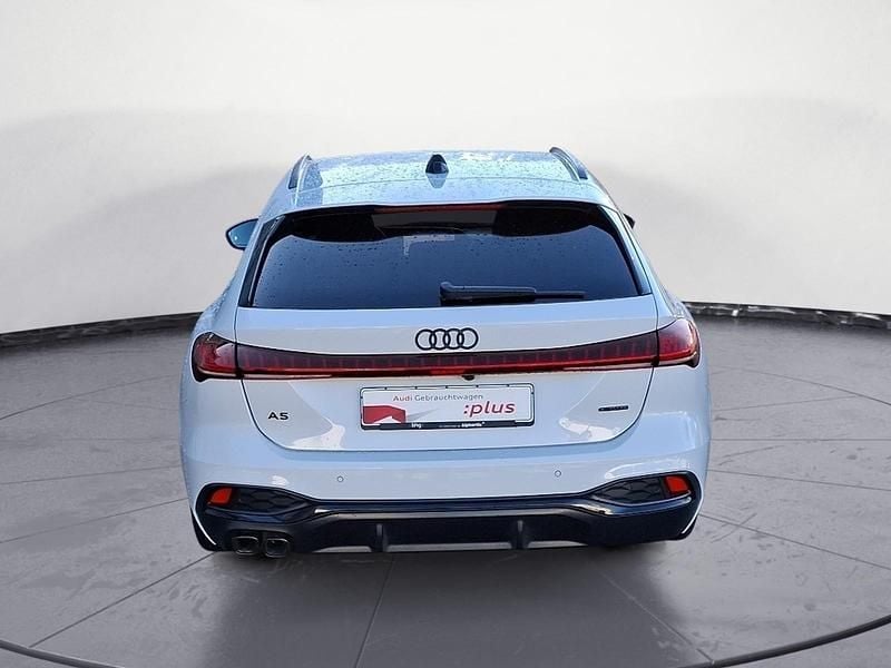 Gebraucht Audi A5 S-Line 204 PS (150 kW) 2025 Weiß Kombi