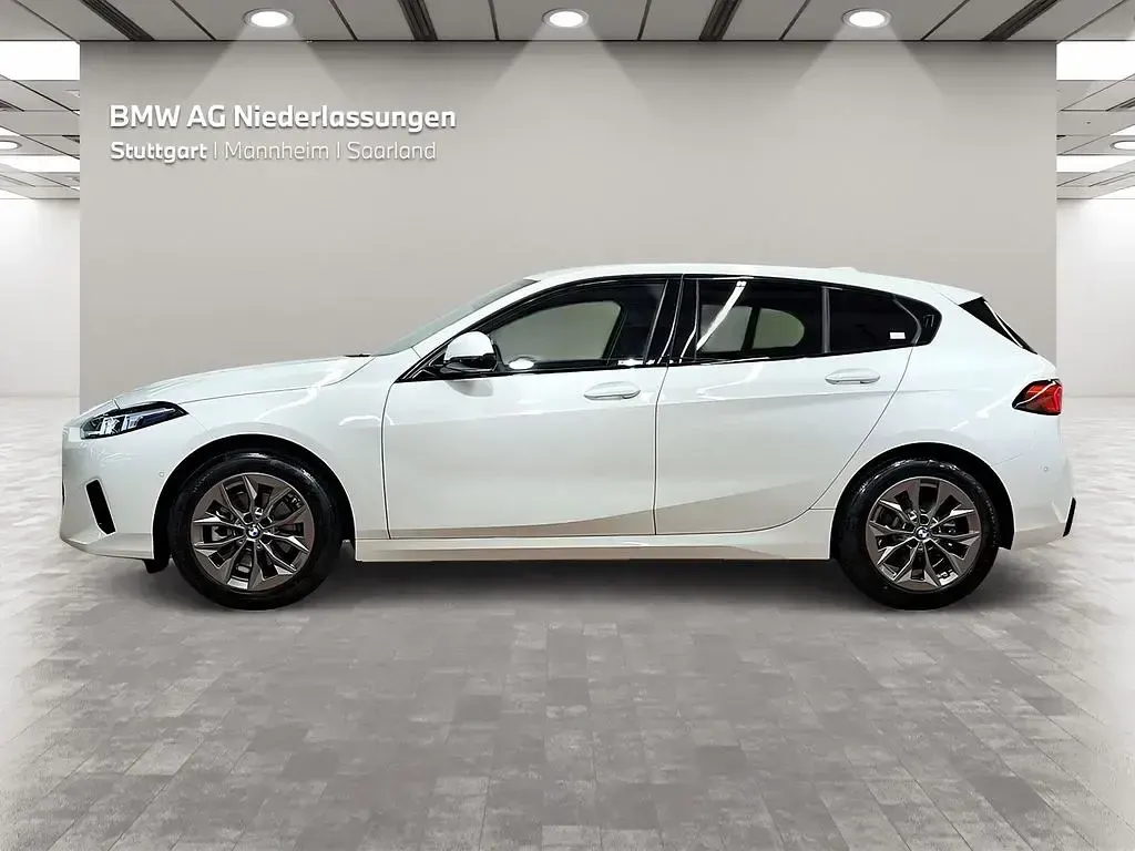 Używany BMW 120 Efficient Dynamics 156 KM (114 kW) 2025 Biały Hatchback