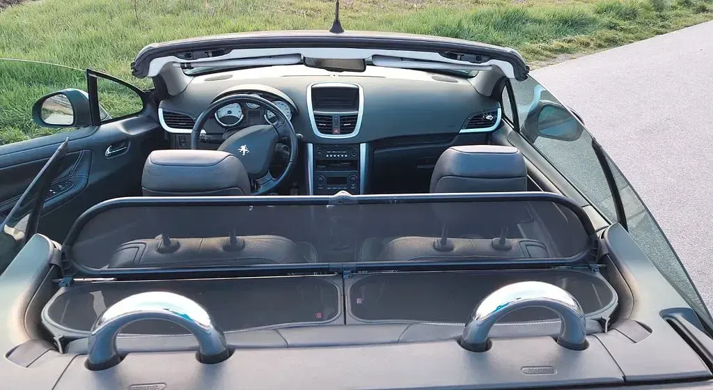 Gebraucht Peugeot 207 CC Platinum 150 PS (110 kW) 2007 Grau Cabrio