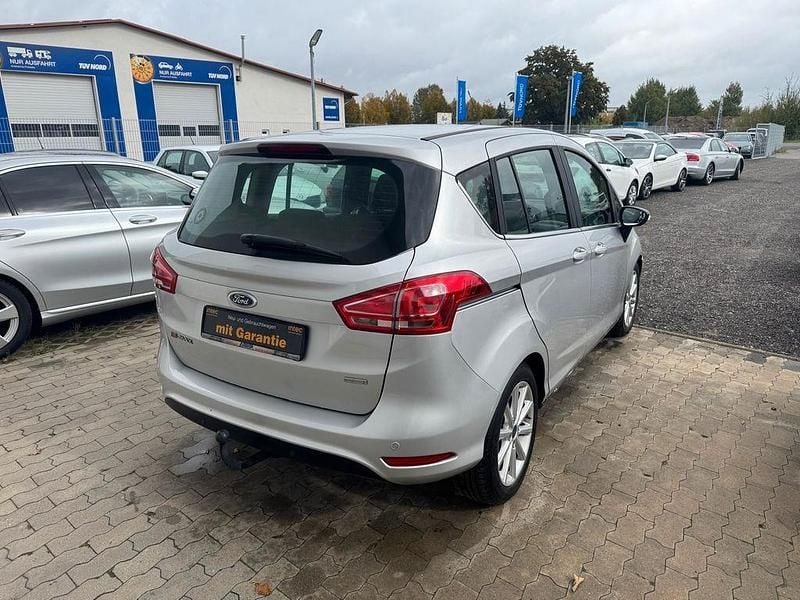 Gebraucht Ford B-MAX Titanium 101 PS (74 kW) 2018 Silber Van / Kleinbus