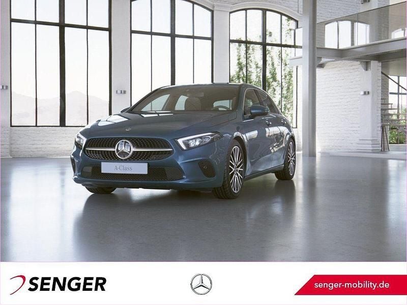 Denimblau Gebraucht 2022 Mercedes A200 Progressive Limousine | 28.890 € (Fairer Preis) - Bild 1/4