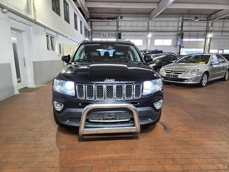 Gebraucht Jeep Compass Limited 163 PS (119 kW) 2013 Schwarz SUV