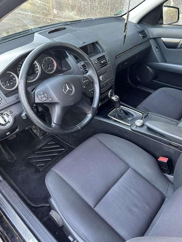 Gebraucht Mercedes C220 Elegance 170 PS (125 kW) 2010 Schwarz Kombi