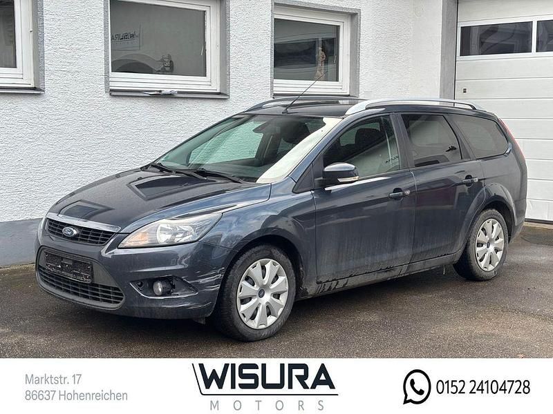 Grau Gebraucht 2010 Ford Focus Style Limousine | 2.390 € (Fairer Preis) - Bild 1/4