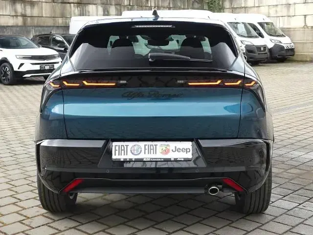 Ny Alfa Romeo Junior Ti 145 HK (106 kW) 2026 Blå SUV