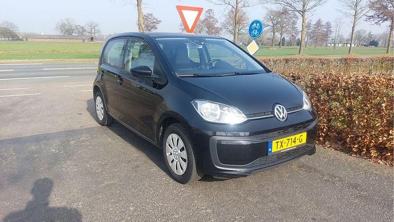 Gebraucht VW up! move up! 60 PS (44 kW) 2018 Schwarz Kleinwagen