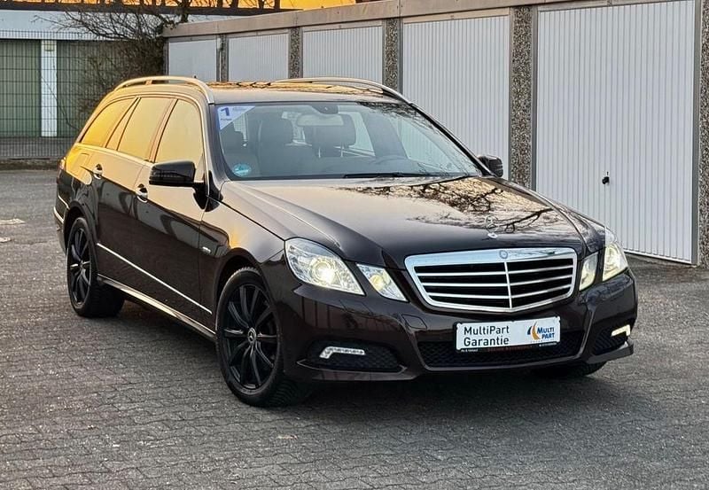Gebraucht Mercedes E350 231 PS (169 kW) 2010 Braun Limousine