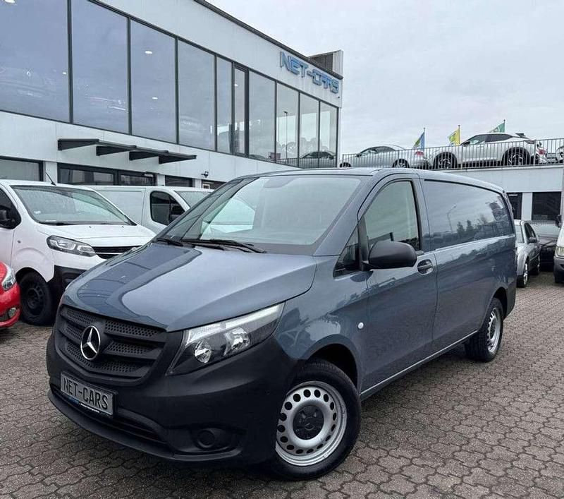 Grau Gebraucht 2020 Mercedes e-Vito Van / Kleinbus | 13.850 € (Superpreis) - Bild 1/3