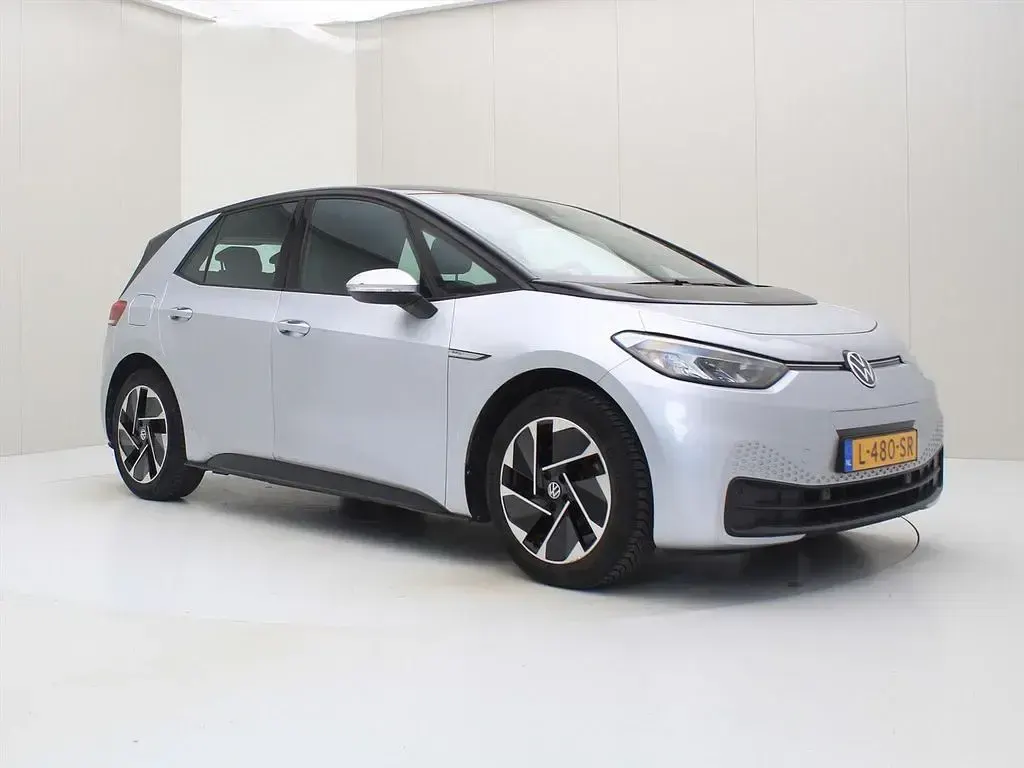 Second-hand VW ID.3 Life 150 kW (204 CP) 2020 Gri Hatchback
