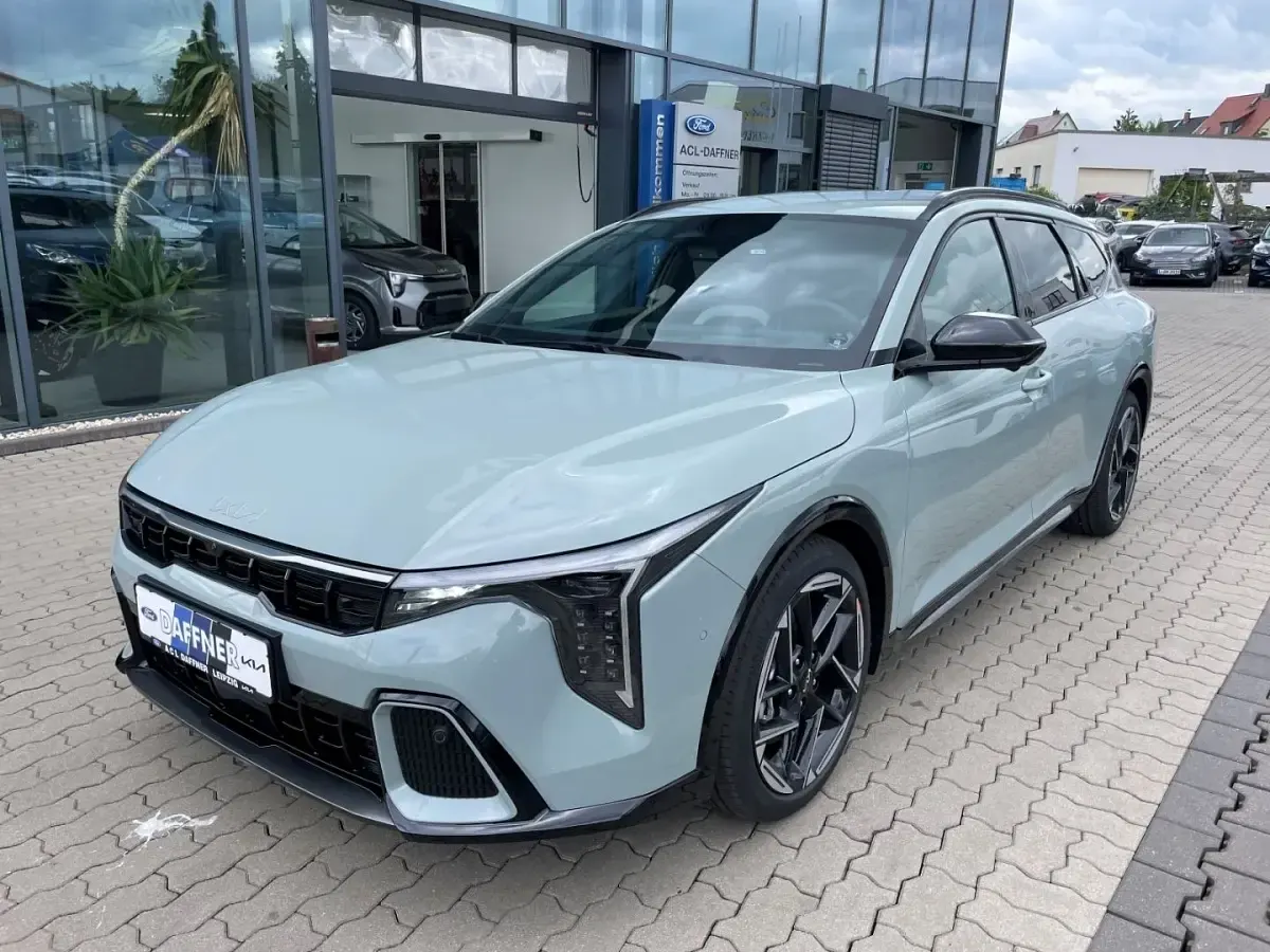 Neu Kia K4 GT-Line 179 PS (131 kW) 2026 Morgenbrise Limousine