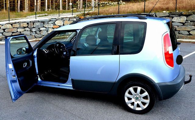 Gebraucht Skoda Roomster 105 PS (77 kW) 2007 Blau metallic Van / Kleinbus