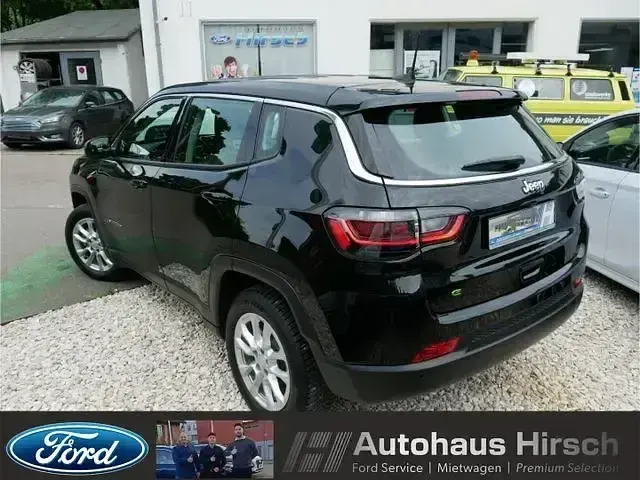 Gebraucht Jeep Compass Altitude 131 PS (96 kW) 2025 Schwarz SUV