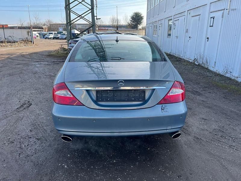 Gebraucht Mercedes CLS350 272 PS (200 kW) 2005 Blau Limousine