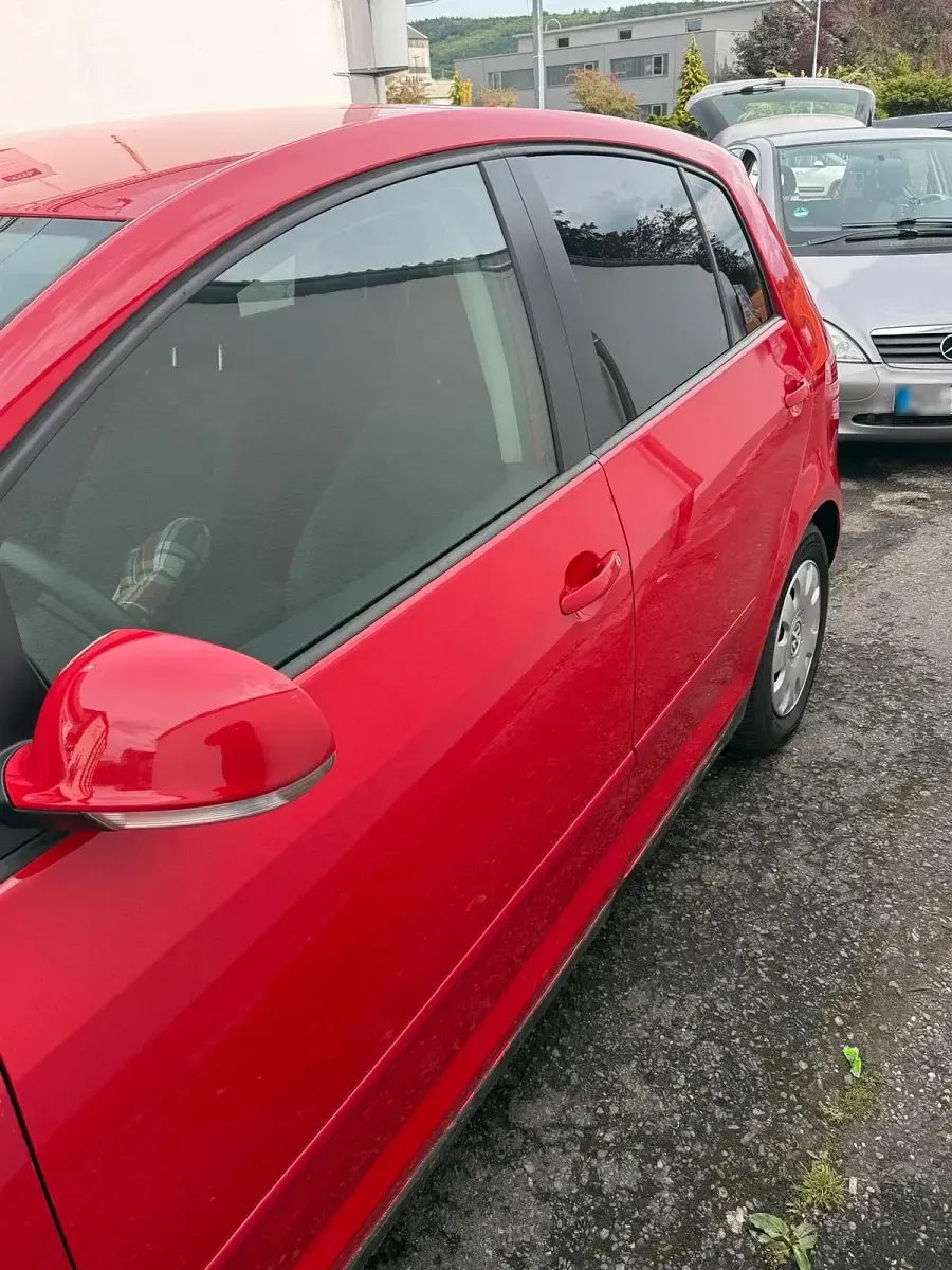 Gebraucht VW Golf Plus Cross 75 PS (55 kW) 2005 Rot Kleinwagen