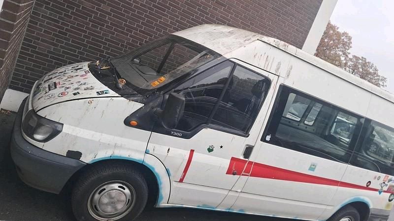 Gebraucht Ford Transit 100 PS (73 kW) 2002 Van / Kleinbus