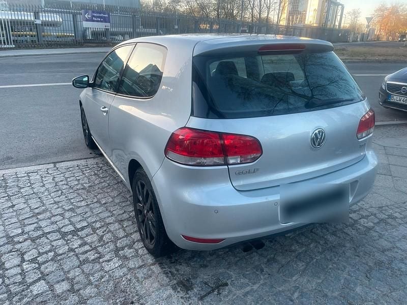 Gebraucht VW Golf VI 122 PS (89 kW) 2010 Silber Kleinwagen
