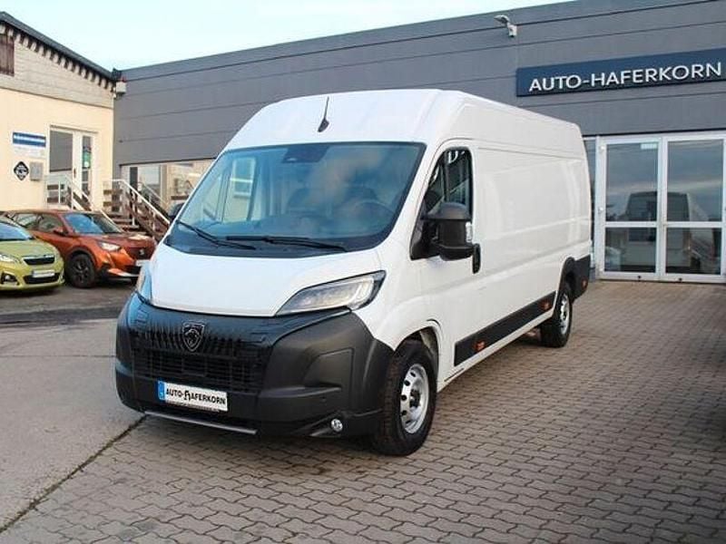 Gebraucht Peugeot Boxer 180 PS (132 kW) 2024 Weiß Van