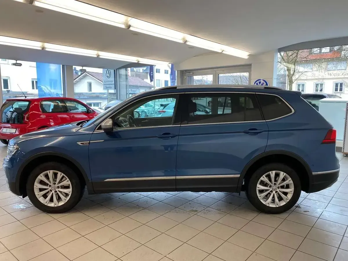 Gebraucht VW Tiguan Allspace Highline 239 PS (175 kW) 2018 Blau SUV