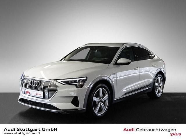 Gletscherweiß metallic Gebraucht 2023 Audi e-tron Sportback Advanced Plus SUV | 36.841 € - Bild 1/4