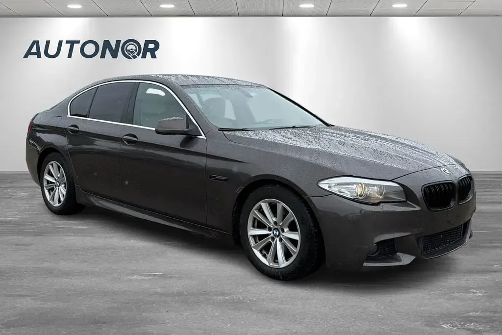 Gebraucht BMW 520 Sport Line 184 PS (135 kW) 2011 Limousine