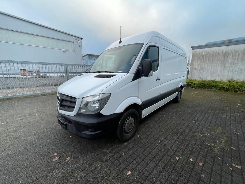 Arktikweiss Gebraucht 2016 Mercedes Sprinter Van | 13.999 € (Fairer Preis) - Bild 1/4