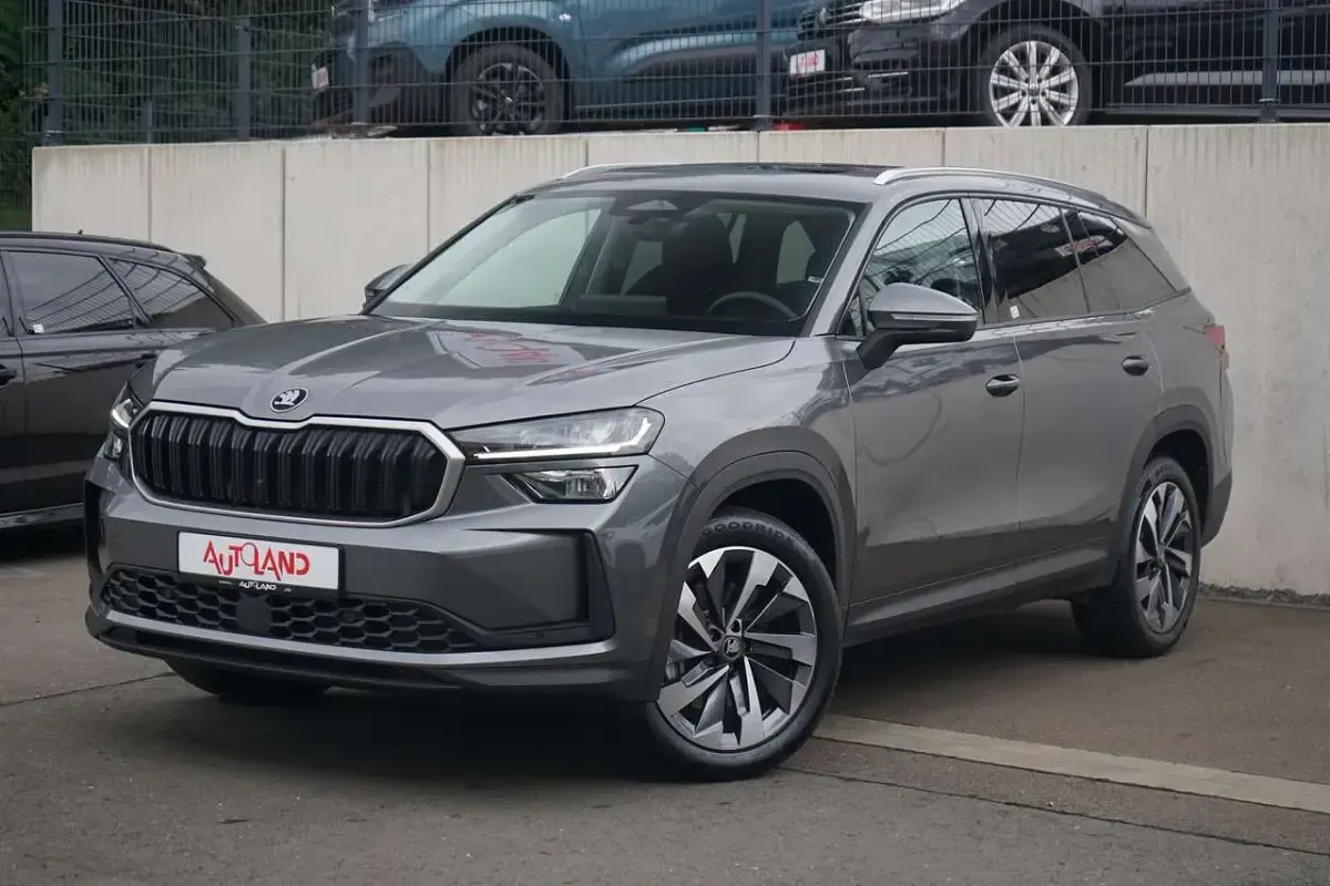 Gebraucht Skoda Kodiaq Selection 150 PS (110 kW) 2025 Grau SUV