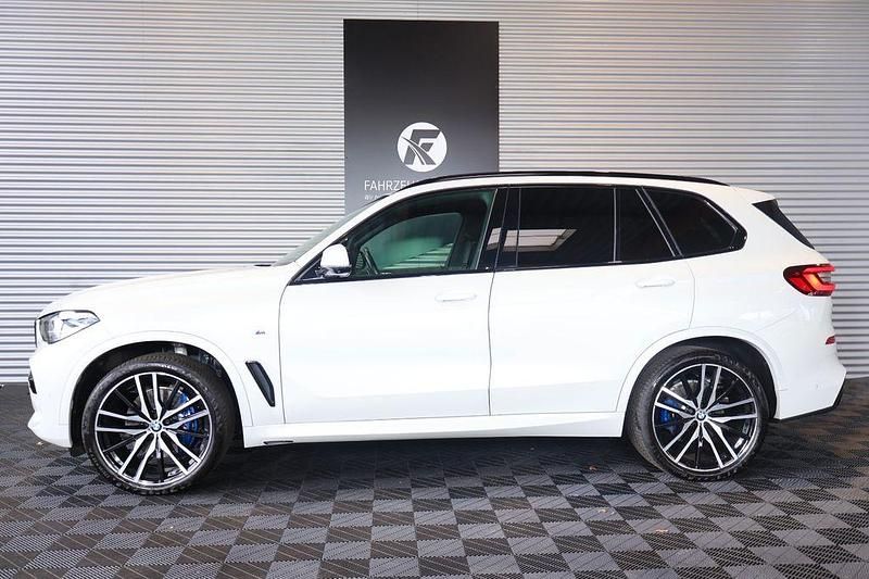 Gebraucht BMW X5 Performance 333 PS (244 kW) 2021 Mineralweiss SUV